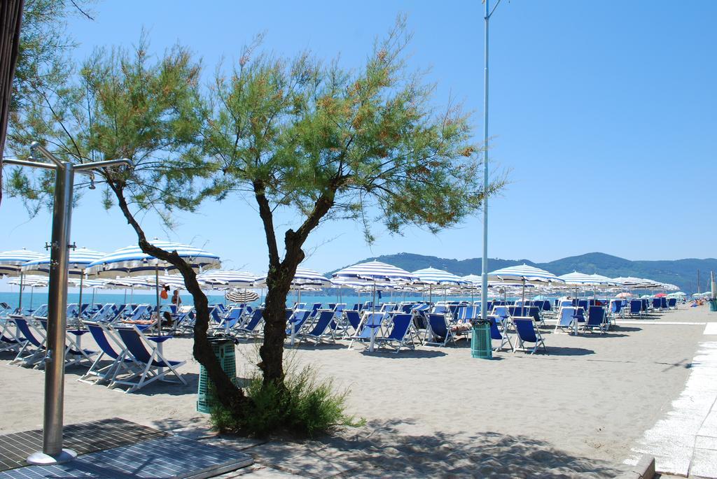 Affittacamere Ambra Marinella di Sarzana Εξωτερικό φωτογραφία